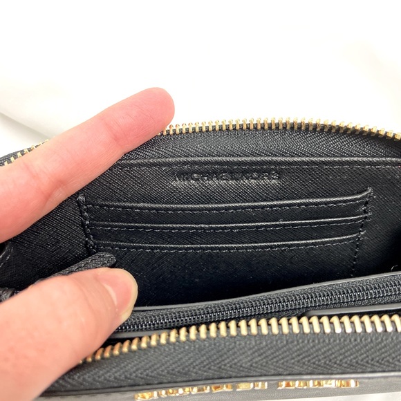 NEW Michael Kors Black Leather Wristlet Wallet - Picture 7 of 9